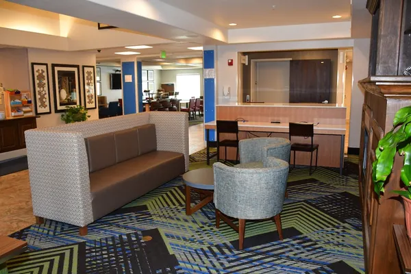 Photo 1 - Holiday Inn Express Evanston, an IHG Hotel