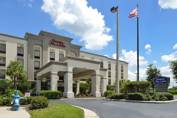 Photo 1 - Hampton Inn & Suites Tampa East (Casino Area)