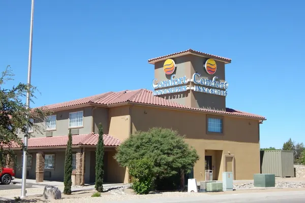 Photo 1 - Comfort Inn & Suites Las Cruces Mesilla