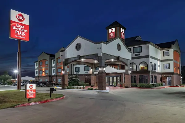 Photo 1 - Best Western Plus Victoria Inn & Suites