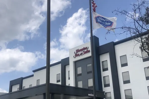 Photo 1 - Hampton Inn & Suites Dayton - Vandalia