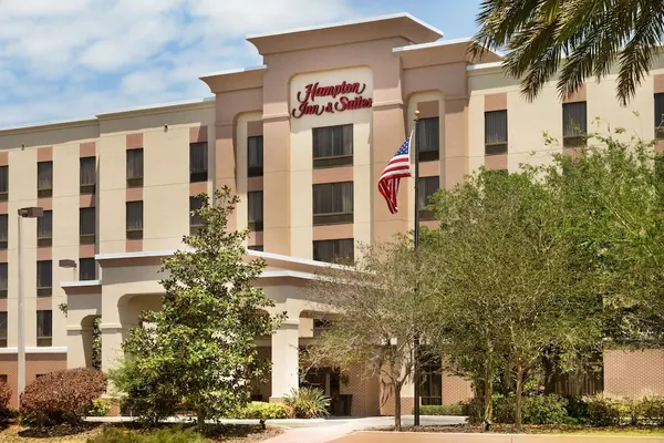 Photo 1 - Hampton Inn & Suites Largo