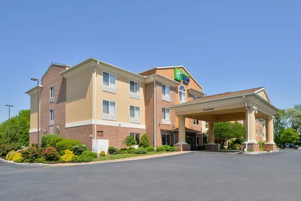 Photo 1 - Holiday Inn Express Hotel & Suites Lancaster-Lititz, an IHG Hotel