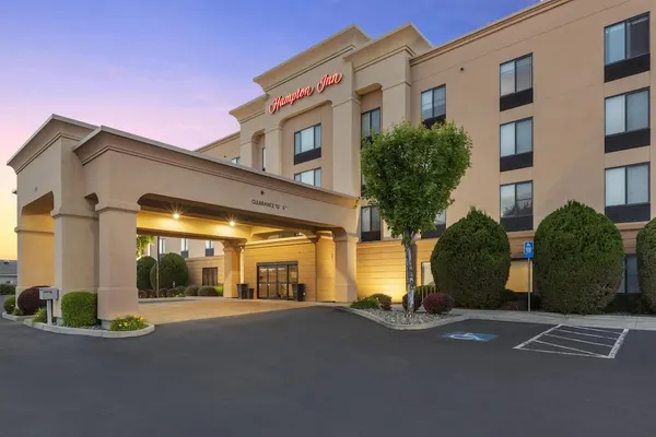 Photo 1 - Hampton Inn Pendleton