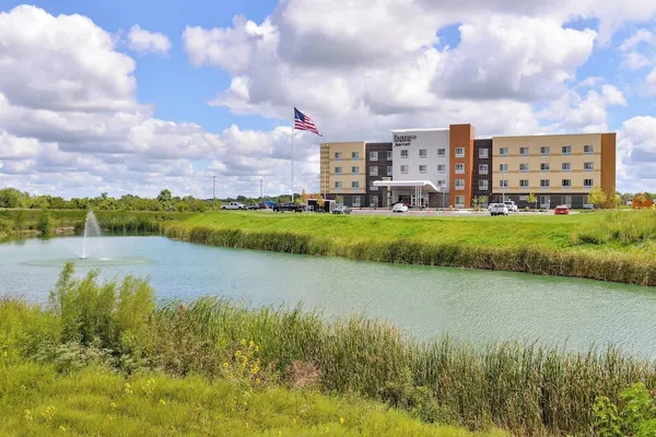 Photo 1 - Fairfield Inn & Suites by Marriott Warrensburg