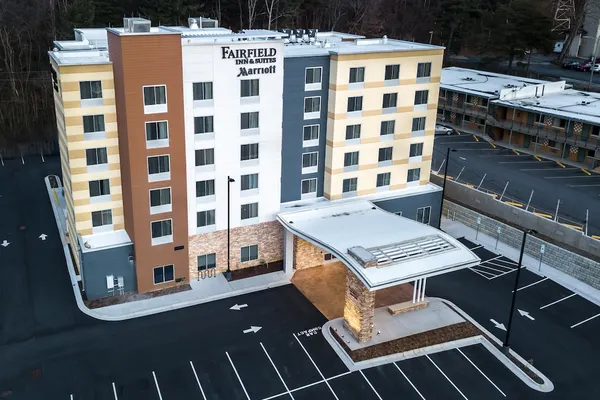 Photo 1 - Fairfield Inn & Suites by Marriott Asheville Tunnel Road