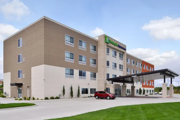 Photo 1 - Holiday Inn Express & Suites Kansas City - Lee's Summit, an IHG Hotel