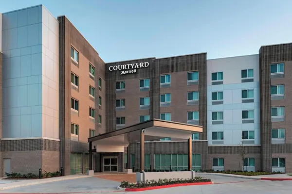 Photo 1 - Courtyard by Marriott Houston Sugar Land/Lake Pointe