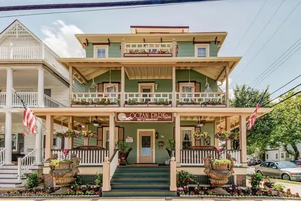 Photo 1 - Ocean Park Inn