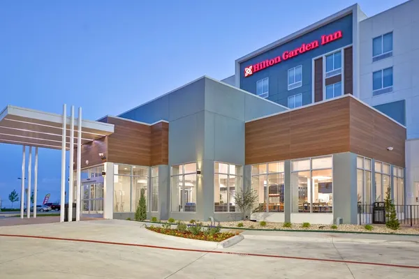 Photo 1 - Hilton Garden Inn Tulsa-Broken Arrow