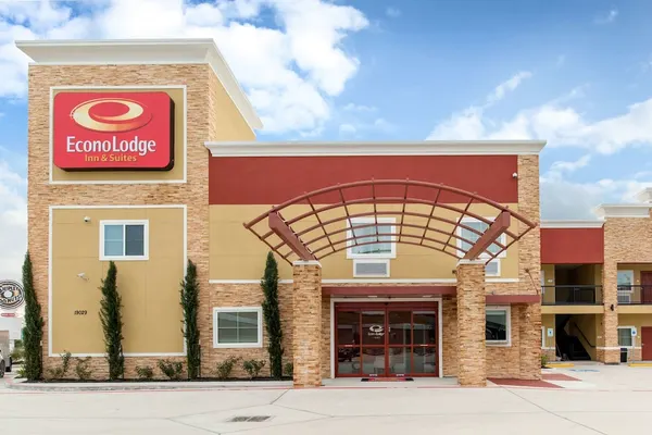 Photo 1 - Econo Lodge Inn & Suites Houston Willowbrook