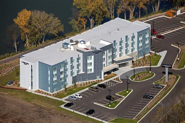 Photo 1 - Courtyard by Marriott Appleton Riverfront