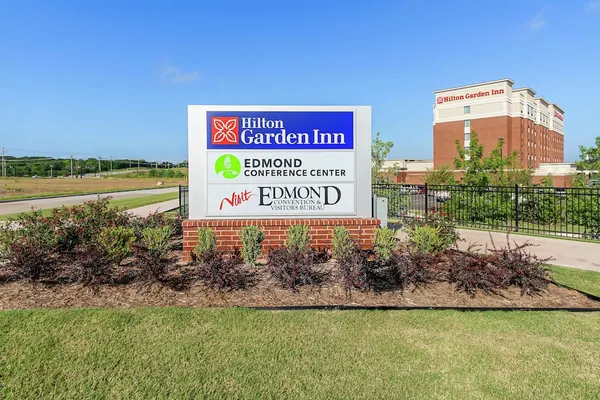 Photo 1 - Hilton Garden Inn Edmond / Oklahoma City North, OK