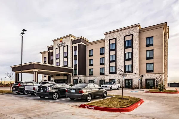 Photo 1 - Comfort Inn & Suites Oklahoma City South I-35