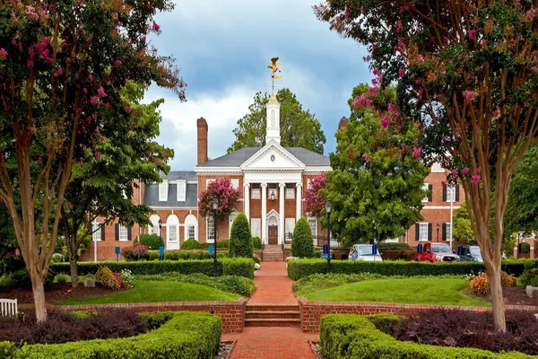 Photo 1 - Virginia Crossings Hotel, Tapestry Collection by Hilton