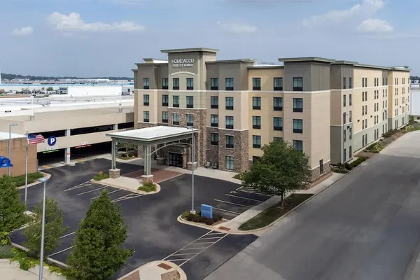 Photo 1 - Homewood Suites by Hilton Wauwatosa Milwaukee