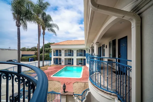 Photo 1 - LYFE INN & SUITES by AGA - LAX Airport