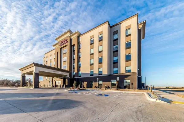 Photo 1 - Hampton Inn & Suites Pryor