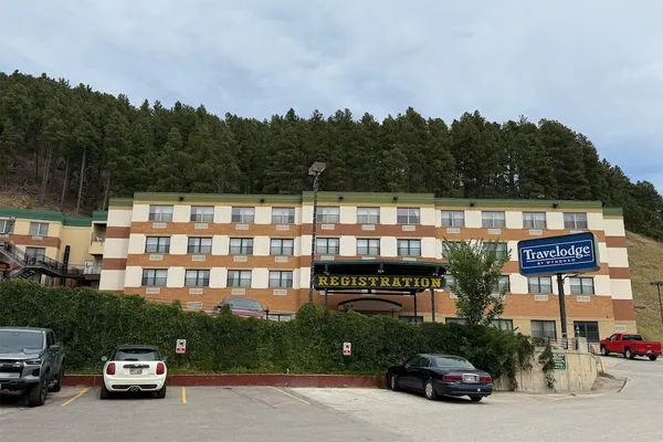 Photo 1 - Travelodge Inn & Suites by Wyndham Deadwood