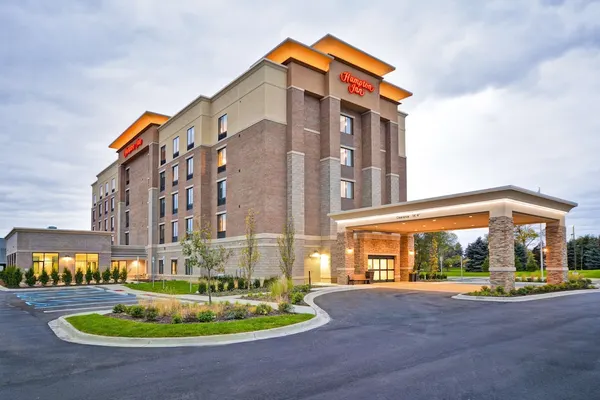 Photo 1 - Hampton Inn Livonia Detroit