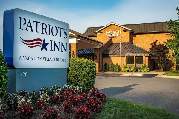 Photo 1 - Patriots Inn