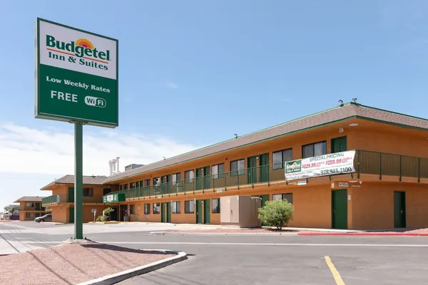 Photo 1 - Budgetel Inn & Suites Yuma