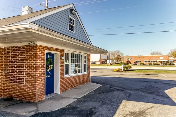 Photo 1 - White Marsh Motel