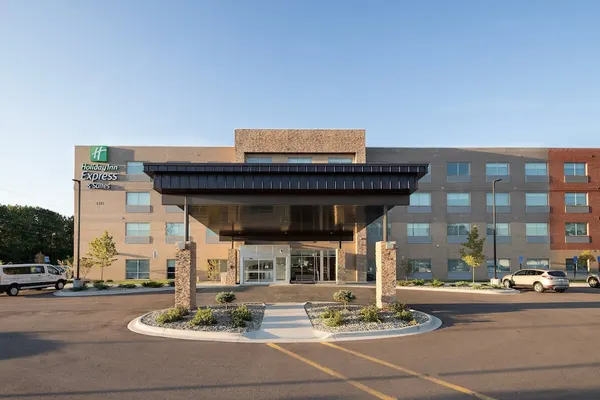 Photo 1 - Holiday Inn Express and Suites Kalamazoo West, an IHG Hotel