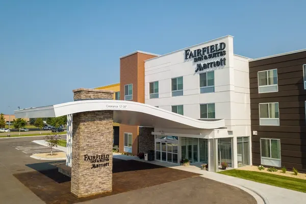 Photo 1 - Fairfield Inn & Suites by Marriott Alexandria