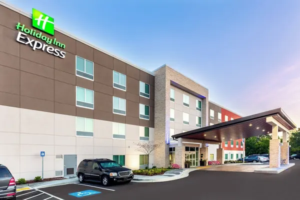 Photo 1 - Holiday Inn Express Calhoun South, an IHG Hotel