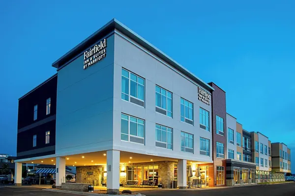 Photo 1 - Fairfield Inn & Suites by Marriott Duluth Waterfront