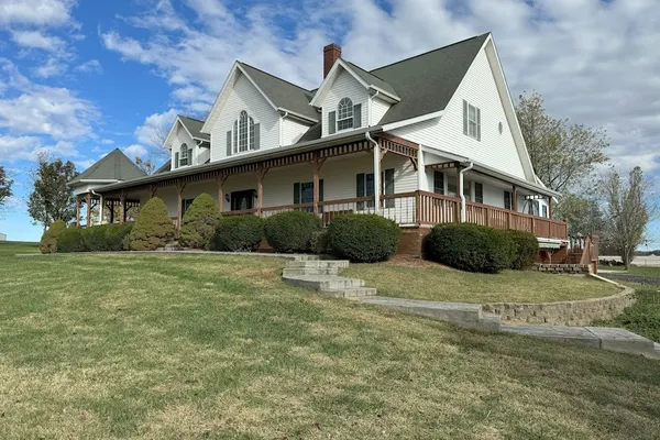 Photo 1 - Heritage Homestead Inn