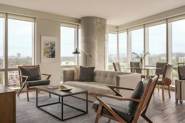 Photo 1 - Sonder by Marriott Bonvoy Pierce Boston Apartments Fenway