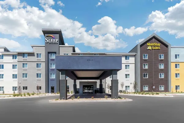Photo 1 - MainStay Suites Denver International Airport