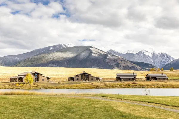 Photo 1 - Sage Lodge