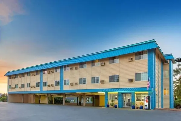 Photo 1 - Umpqua Valley Hotel