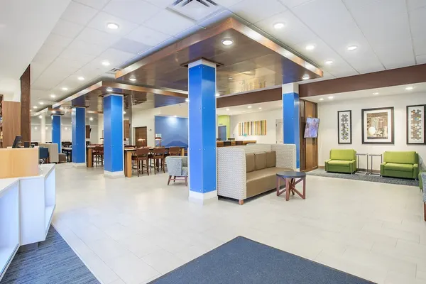 Photo 1 - Holiday Inn Express & Suites Lexington W - Versailles by IHG