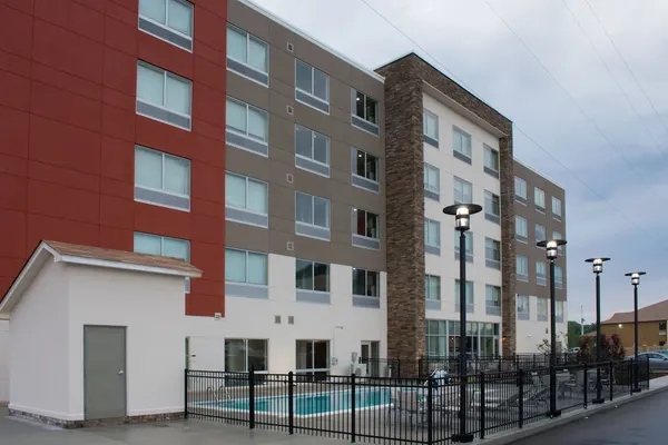 Photo 1 - Holiday Inn Express and Suites West Memphis by IHG