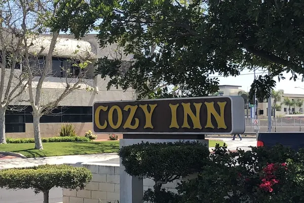 Photo 1 - Cozy Inn