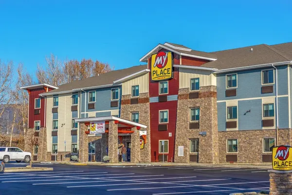 Photo 1 - My Place Hotel - Yakima
