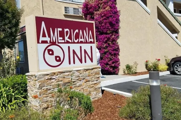 Photo 1 - Americana Inn