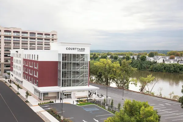 Photo 1 - Courtyard by Marriott Albany Troy/Waterfront