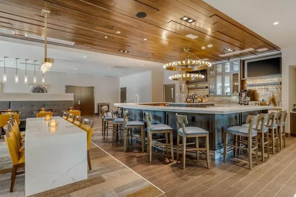 Photo 1 - DoubleTree by Hilton Charleston Riverview