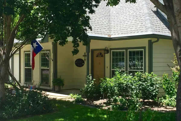 Photo 1 - Lucille's B&B