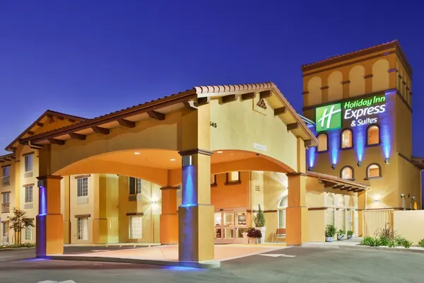 Photo 1 - Holiday Inn Express & Suites Willows, an IHG Hotel