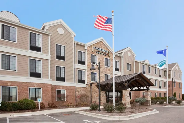 Photo 1 - Staybridge Suites Milwaukee West-Oconomowoc by IHG