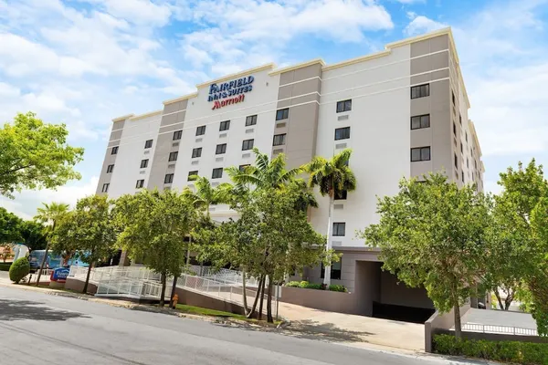 Photo 1 - Fairfield Inn & Suites by Marriott Miami Airport South