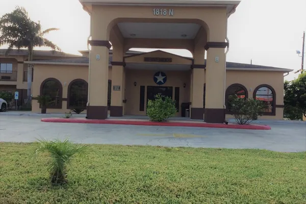 Photo 1 - Texas Inn Weslaco