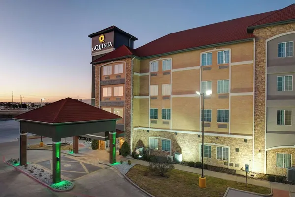 Photo 1 - La Quinta Inn & Suites by Wyndham Allen at The Village