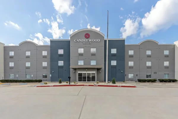 Photo 1 - Candlewood Suites VICTORIA by IHG